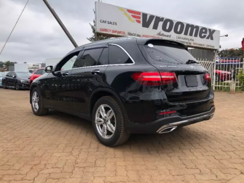 Mercedes-Benz GLC 220   - 2018