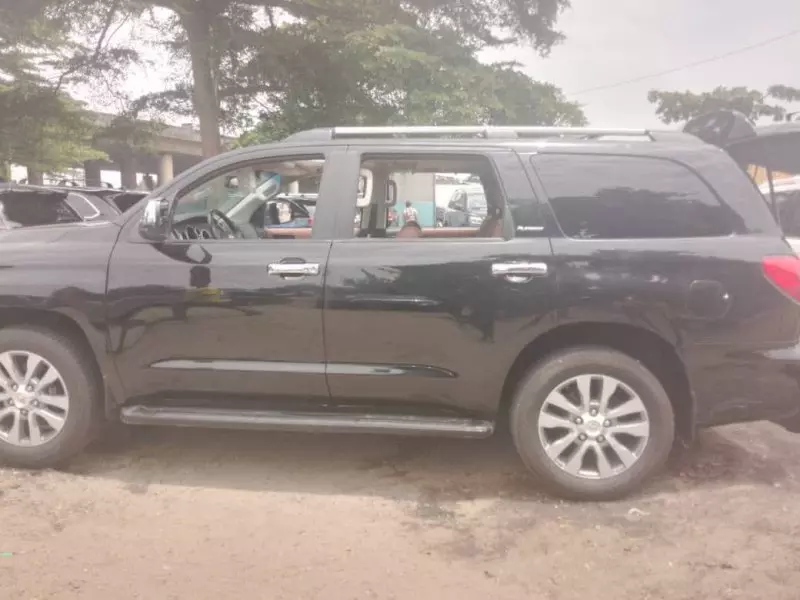 Toyota Sequoia   - 2016