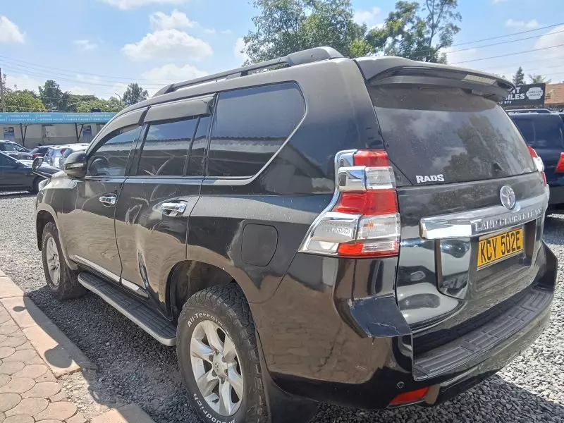 Toyota Landcruiser Prado   - 2014