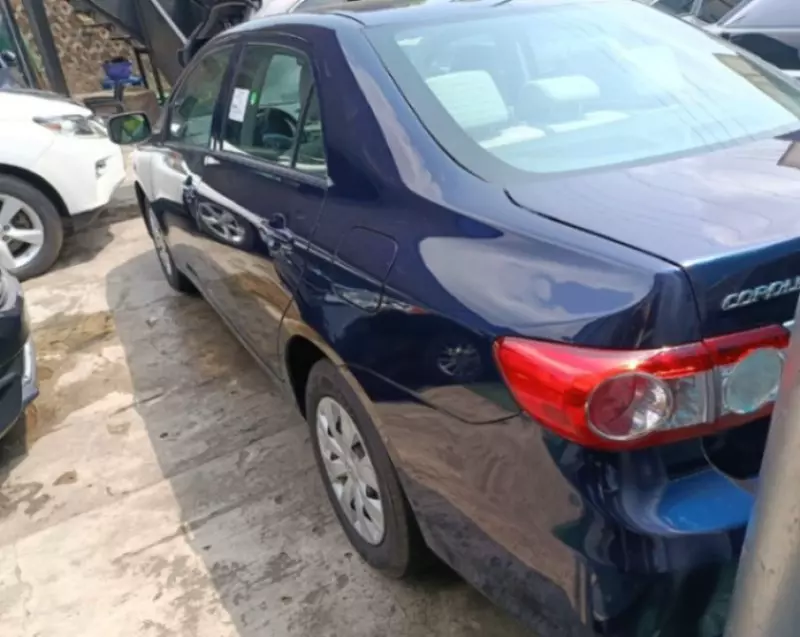 Toyota Corolla   - 2013