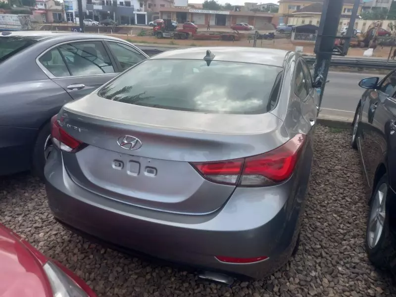 Hyundai Elantra   - 2015