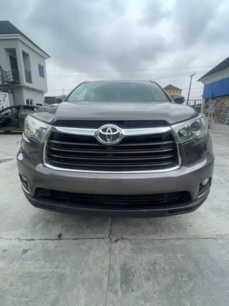 Toyota Highlander - 2015