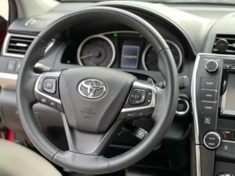 Toyota camry   - 2015