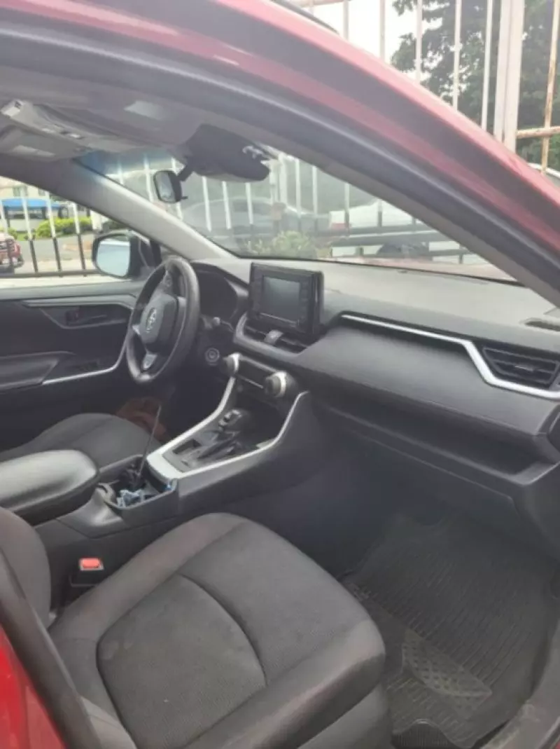 Toyota RAV 4   - 2021