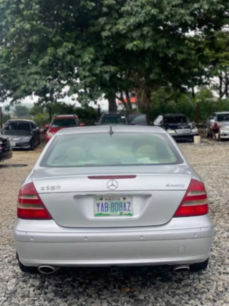 Mercedes-Benz E 350   - 2006