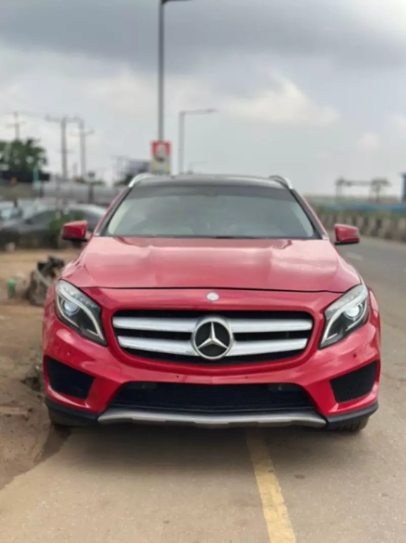 Mercedes-Benz GLA 250