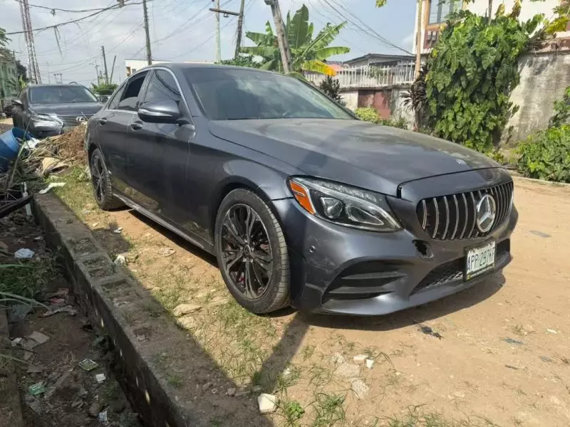 Mercedes-Benz C 300   - 2015