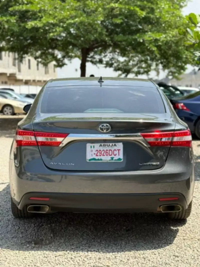 Toyota Avalon
