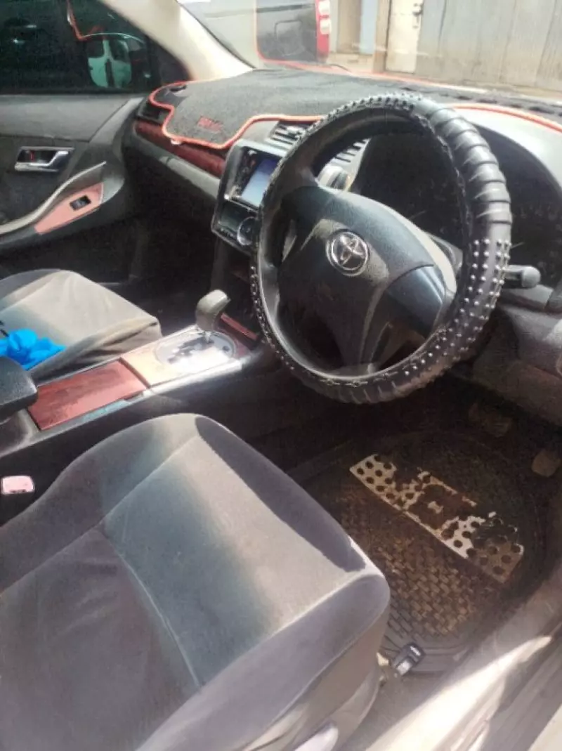 Toyota Axio    - 2009
