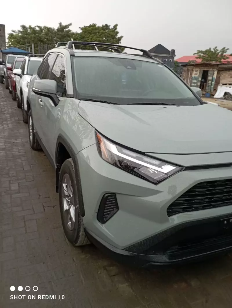 Toyota RAV4   - 2022