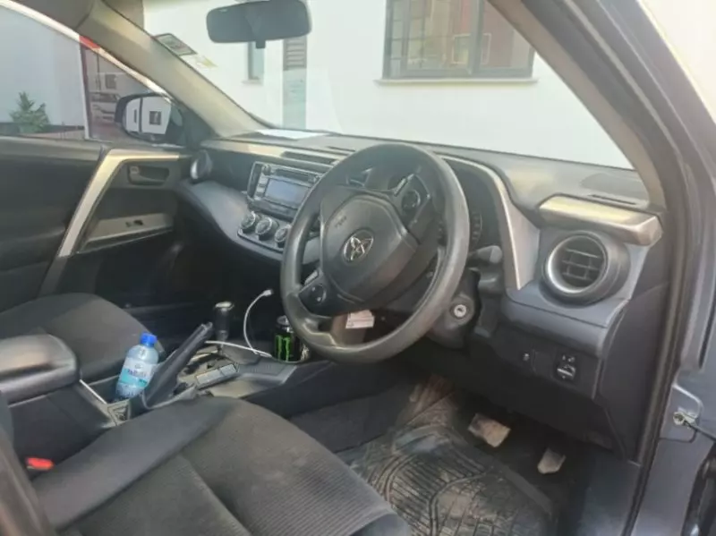 Toyota RAV 4   - 2014