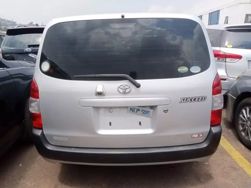 Toyota Succeed    - 2015