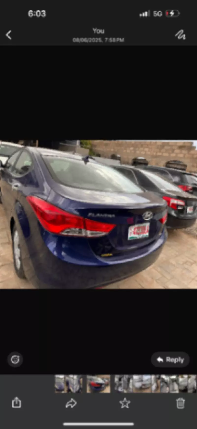 Hyundai Elantra   - 2011