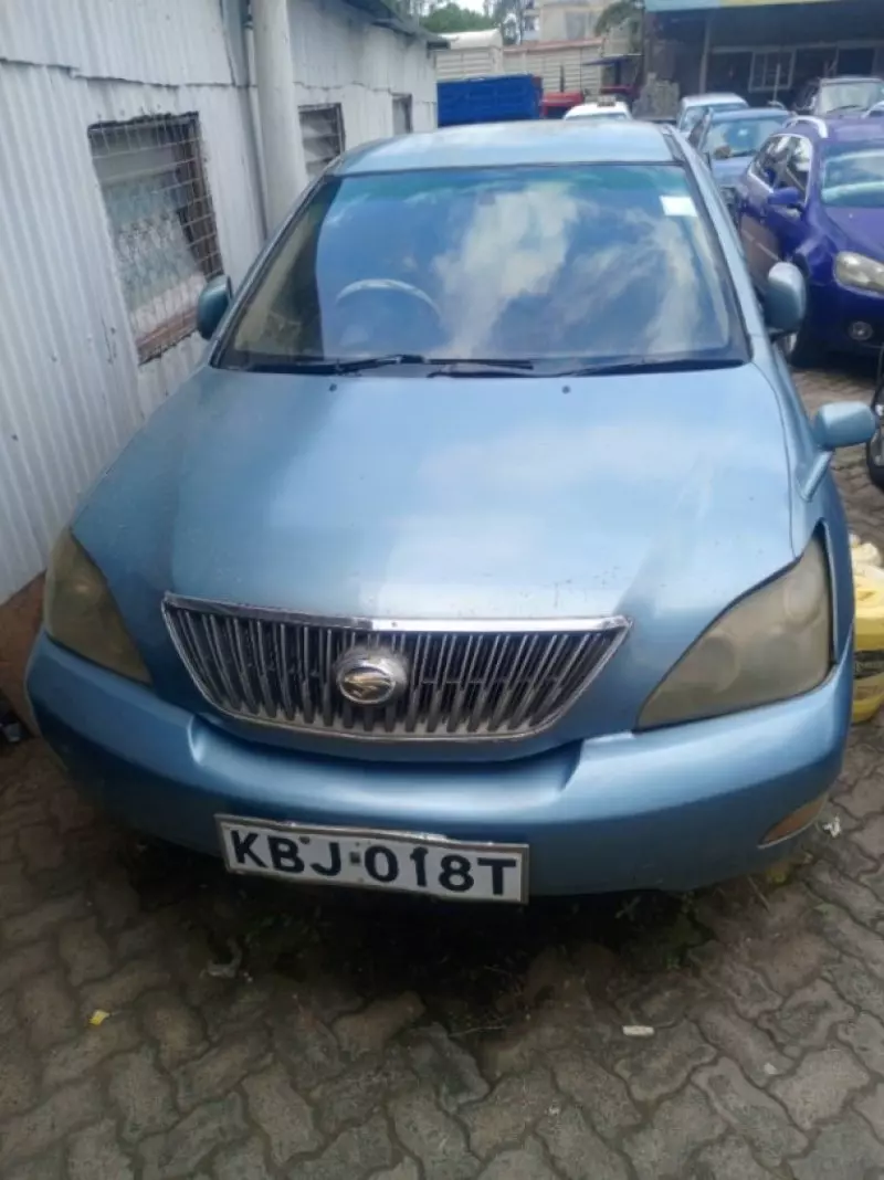 Toyota Harrier   - 2003