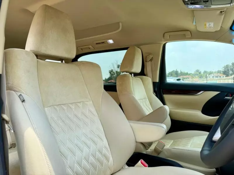 Toyota Vellfire    - 2018