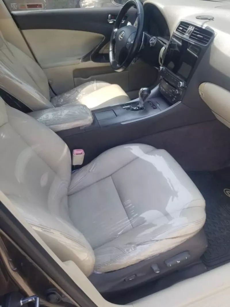Lexus IS 250   - 2009