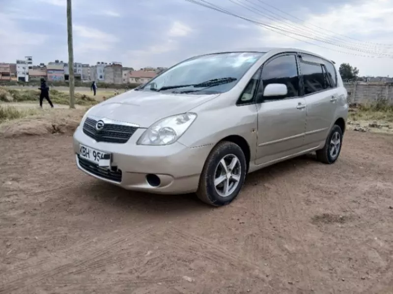 Toyota Spacio   - 2012