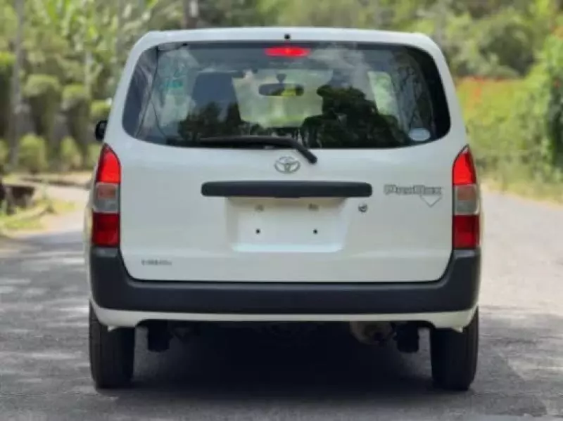 Toyota Probox    - 2018