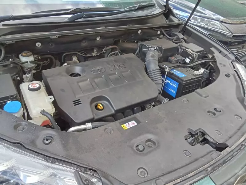 Toyota Harrier   - 2018