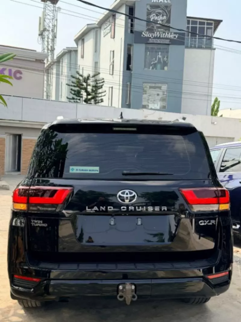 Toyota Land Cruiser GXR