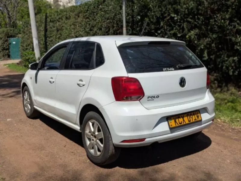 VOLKSWAGEN polo sedadan trend  ba ess   - 2019
