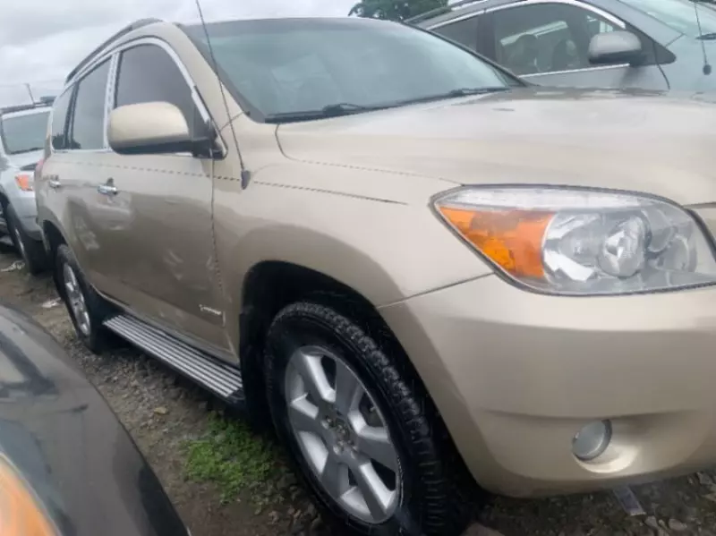 Toyota RAV 4   - 2008