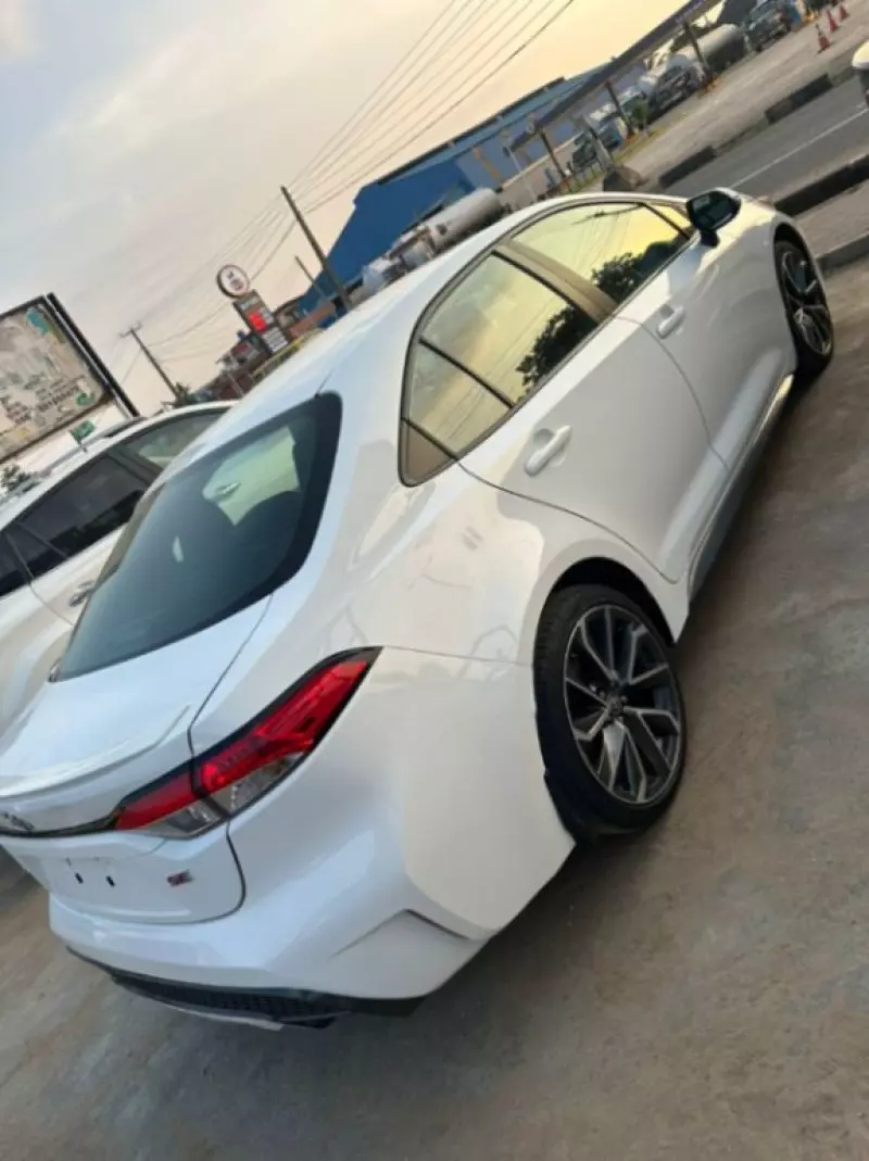 Toyota Corolla   - 2019