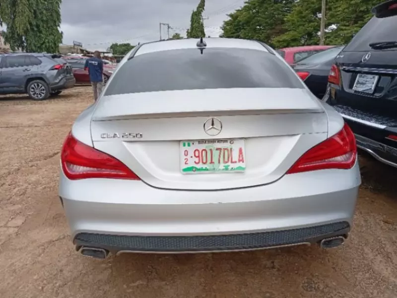 Mercedes-Benz CLA 250   - 2015