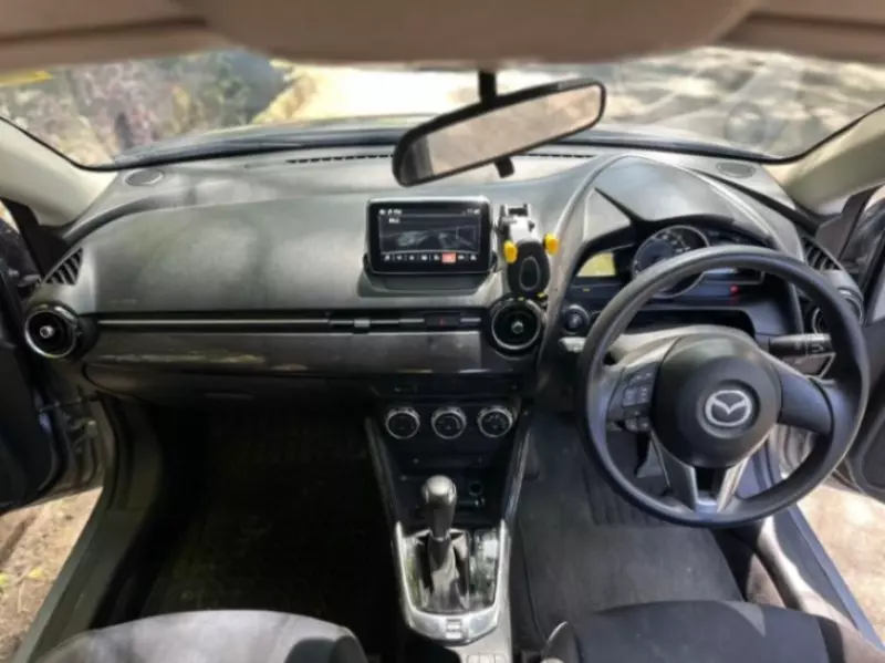 Mazda Demio   - 2016