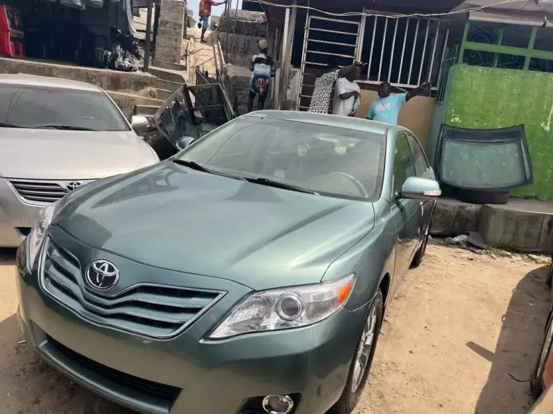 Toyota Camry   - 2007