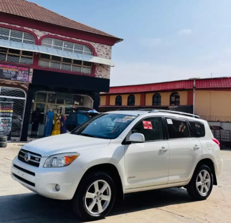 Toyota RAV4   - 2008