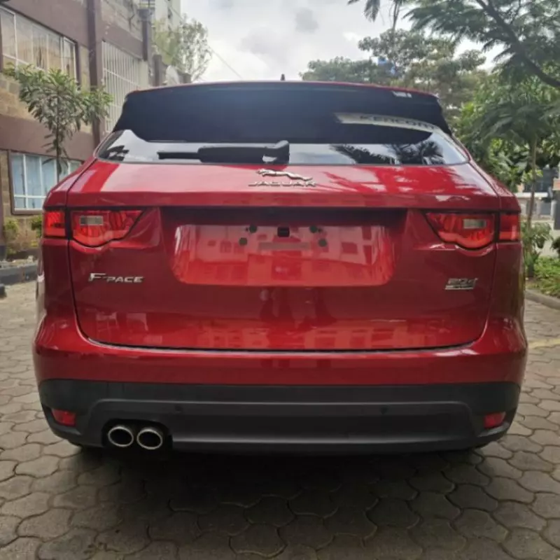 Jaguar F-Pace   - 2019