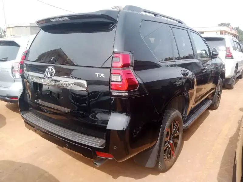 Toyota Landcruiser Prado