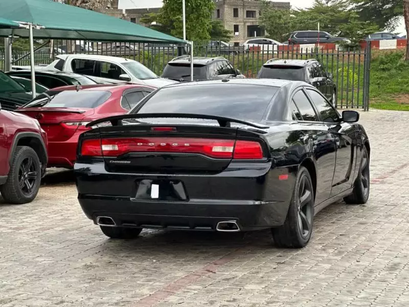 Dodge Charger   - 2013
