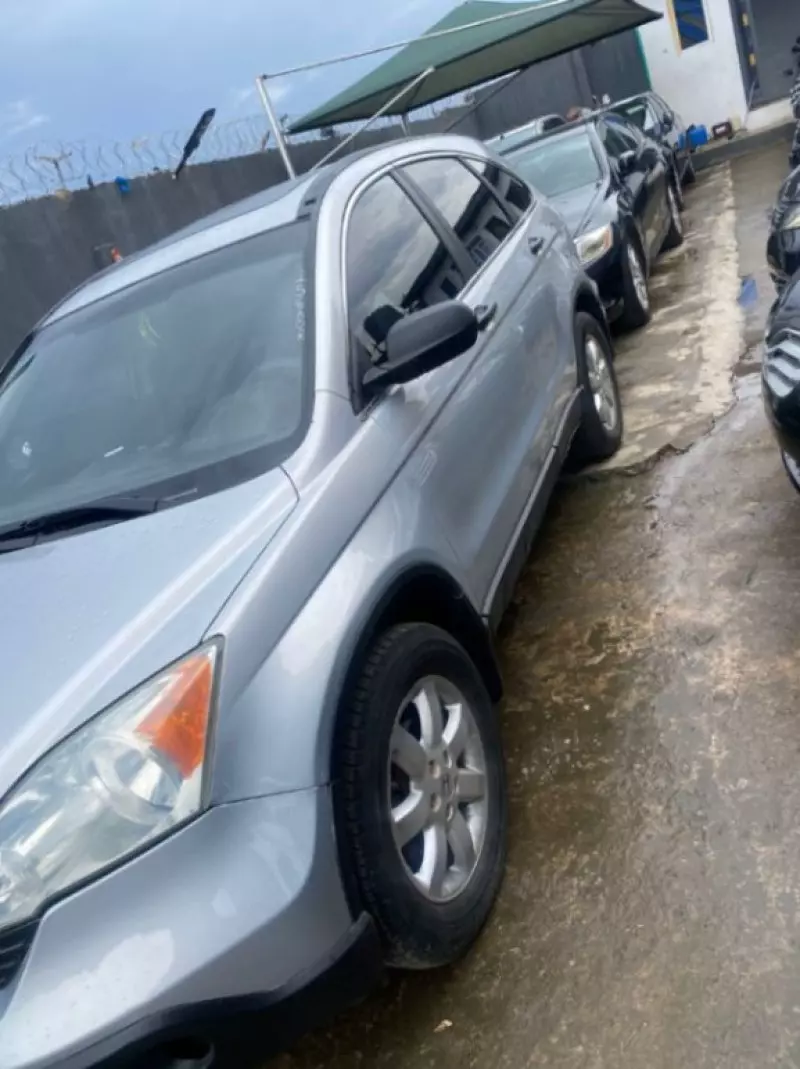 Honda CR-V   - 2009