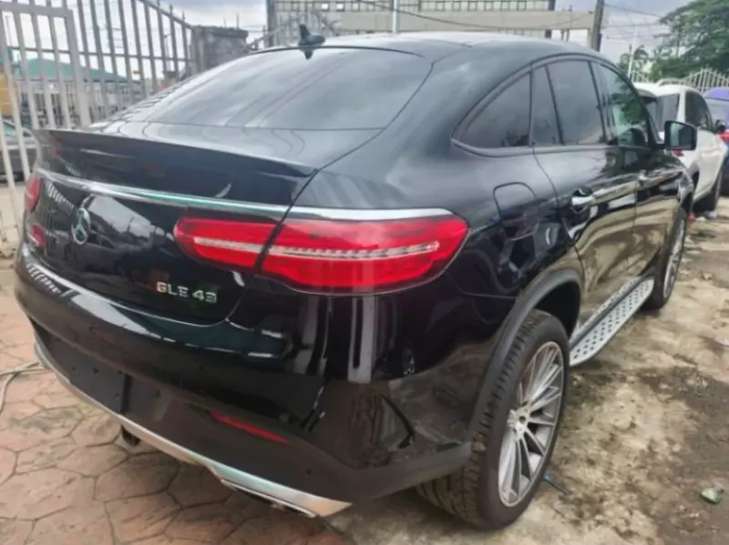 Mercedes-Benz GLE 43 AMG   - 2018