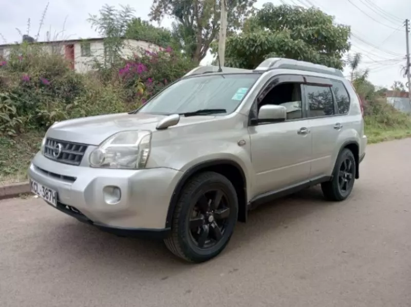 Nissan X-Trail   - 2010