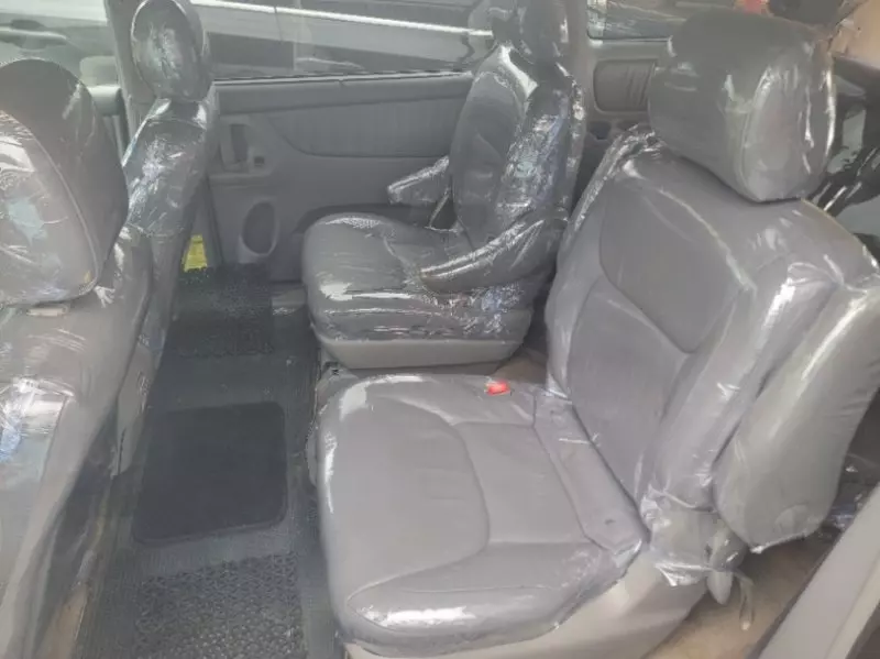 Toyota Sienna   - 2007