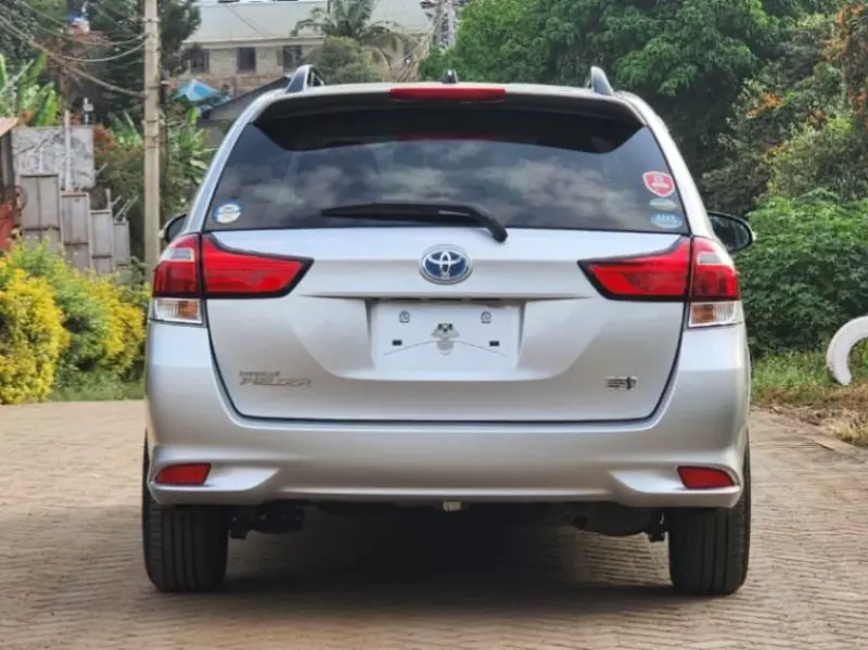 Toyota Fielder    - 2018