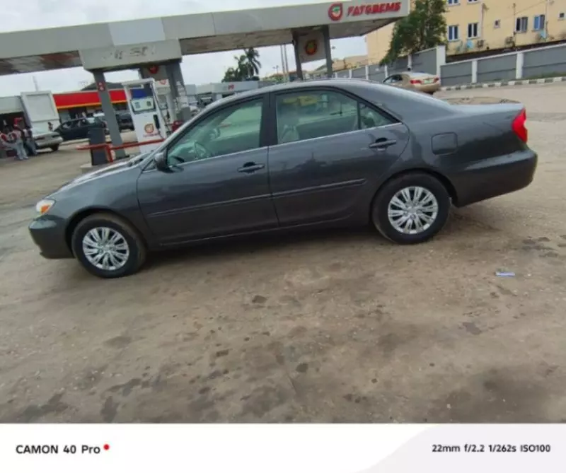 Toyota Camry   - 2003