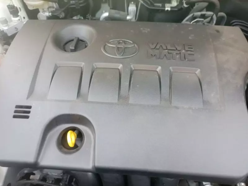 Toyota Harrier   - 2016