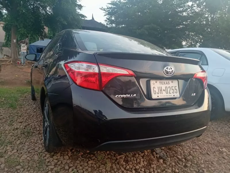 Toyota Corolla   - 2014