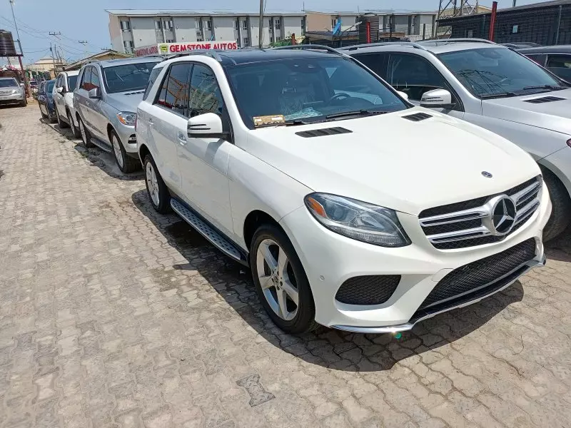 Mercedes-Benz GLE 350   - 2017