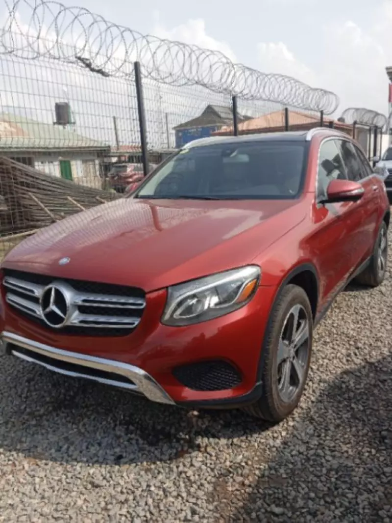 Mercedes-Benz GLC 300