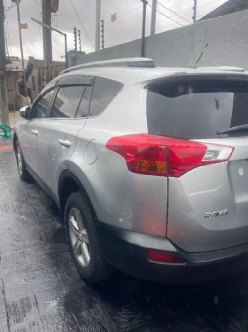 Toyota Rav4   - 2013