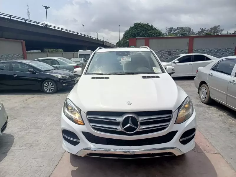 Mercedes-Benz GLE 350   - 2016