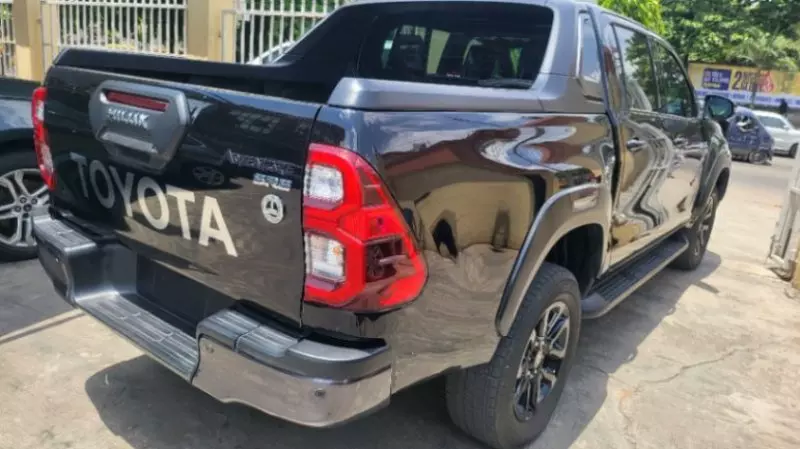 Toyota Hilux - 2021