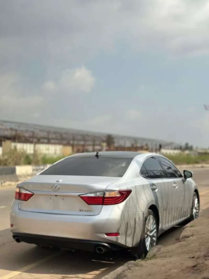 Lexus ES 350   - 2014