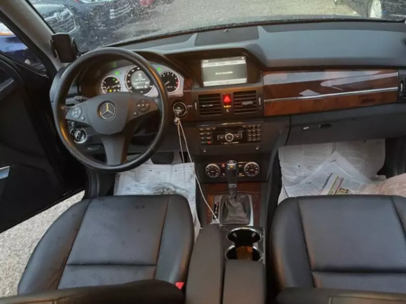 Mercedes-Benz GLK 350   - 2012