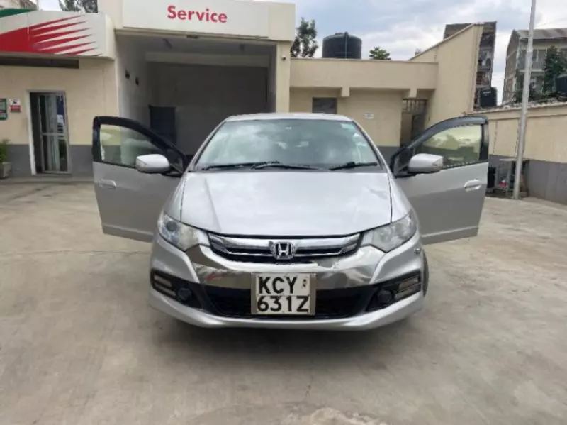 Honda Insight   - 2013